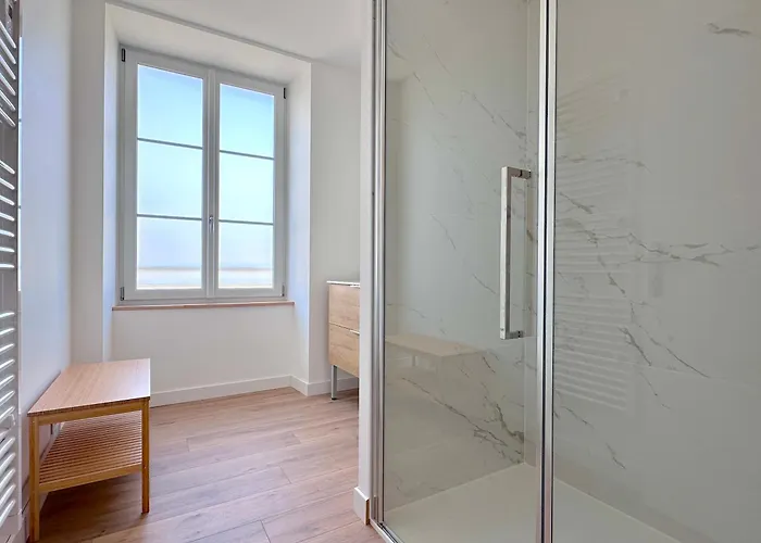 Сasa de vacaciones Le 14-16 Lussac-les-Châteaux