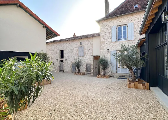 Le 14-16 * Lussac-les-Châteaux