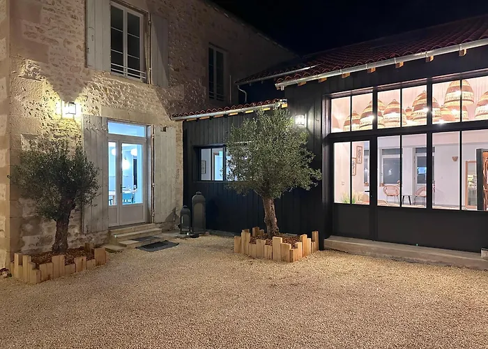 Le 14-16 * Lussac-les-Châteaux