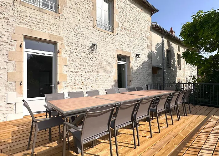 Сasa de vacaciones Le 14-16 Lussac-les-Châteaux